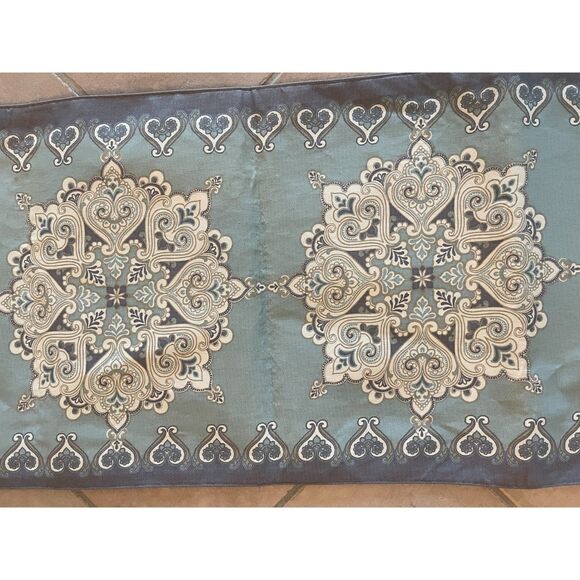 ENVOGUE 100% Cotton Art Nouveau Floral Table Runner. - Picture 2 of 9